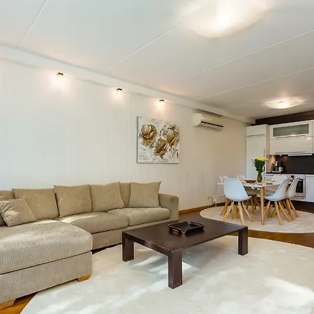 Kaarli Boulevard * 塔林